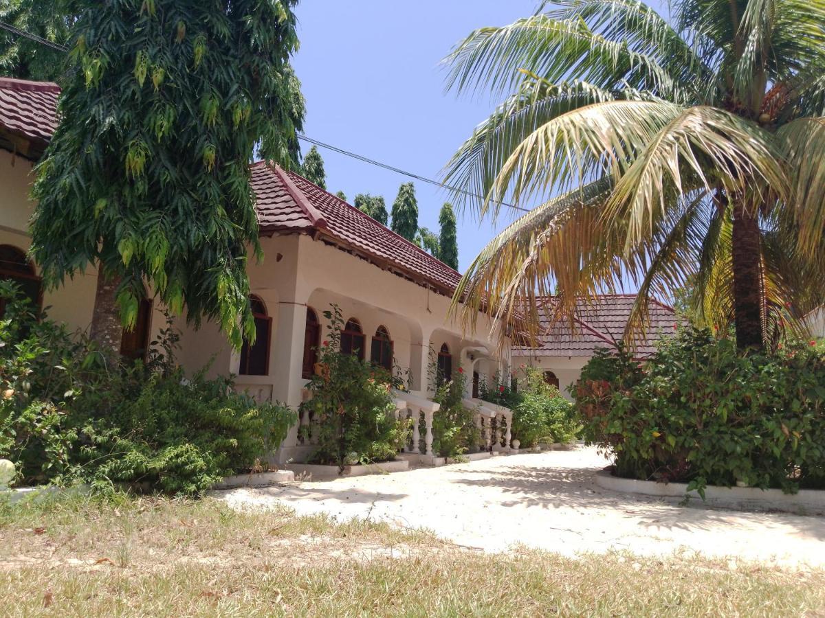 H & H Bungalows Nungwi Exterior photo